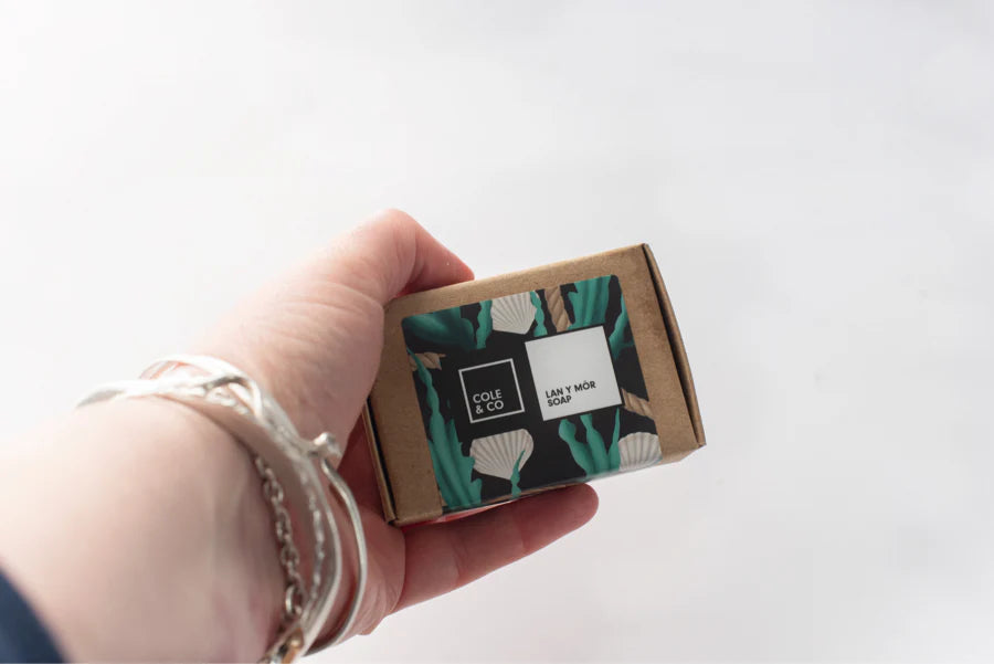 Lan Y Môr Soap