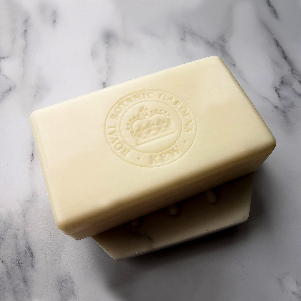 Kew Gardens Sandalwood and Pink Pepper Soap